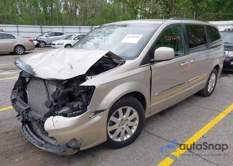 2014 Chrysler Town & Country Touring z USA, uszkodzony, nr VIN 2C4RC1BG4ER165187